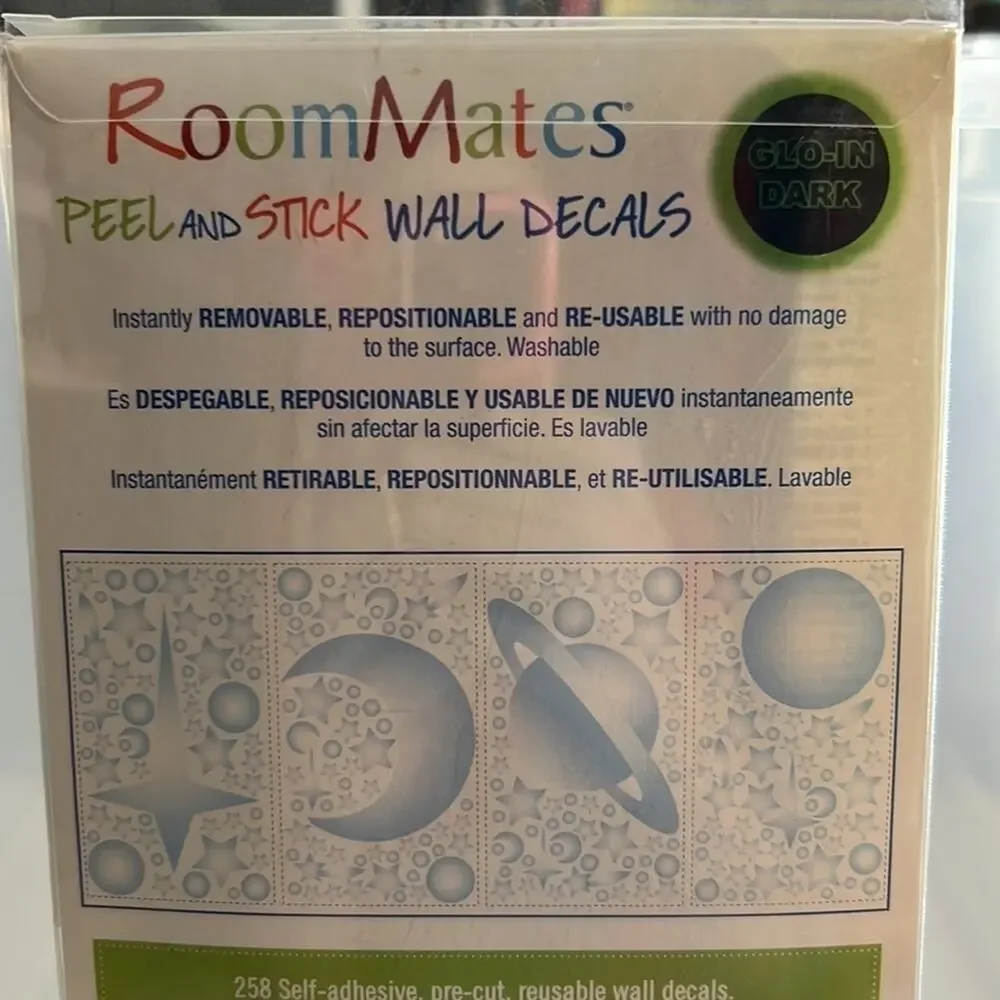Roommates Peel and Stick Wall Decals Celestial Glow In the Dark Stars NWT